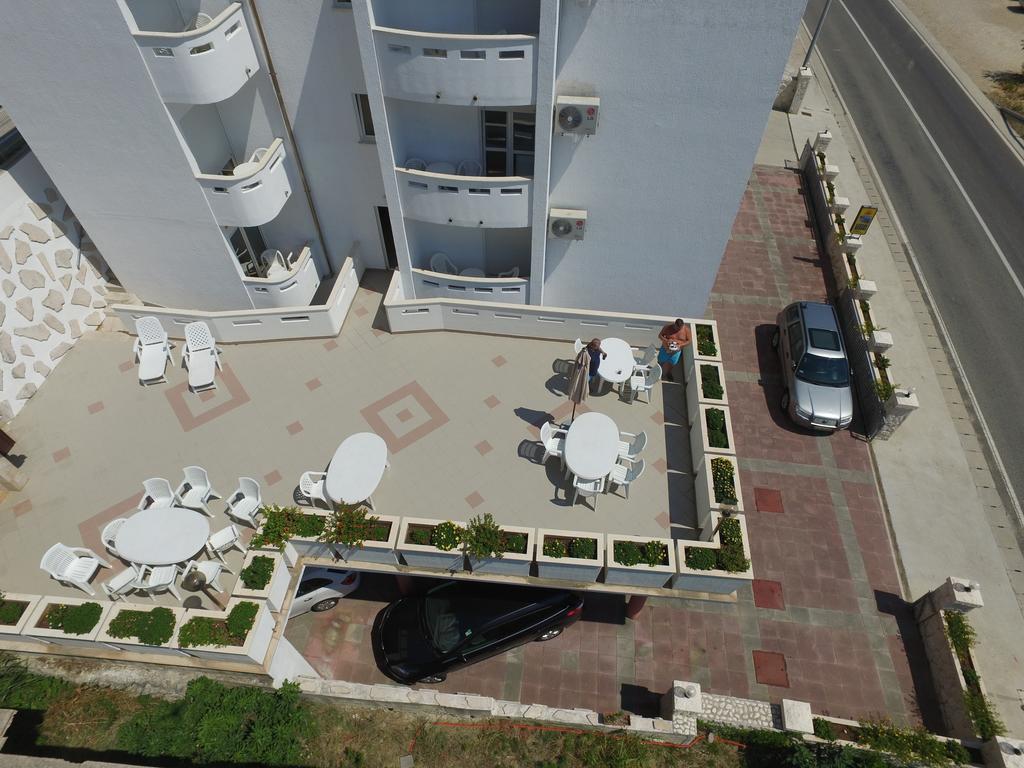 Sunrise Apartments And Studio Apartments Lokva Rogoznica Exterior photo